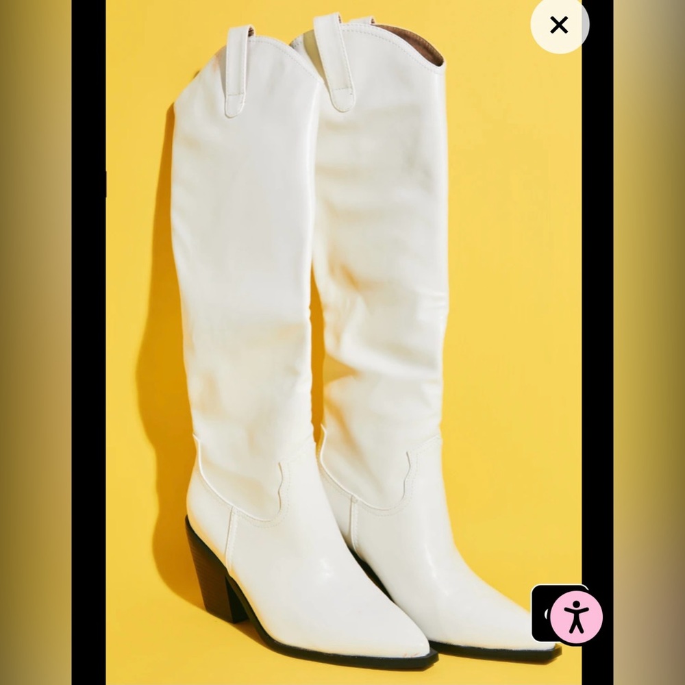 Prettylittlething White Women's Boots